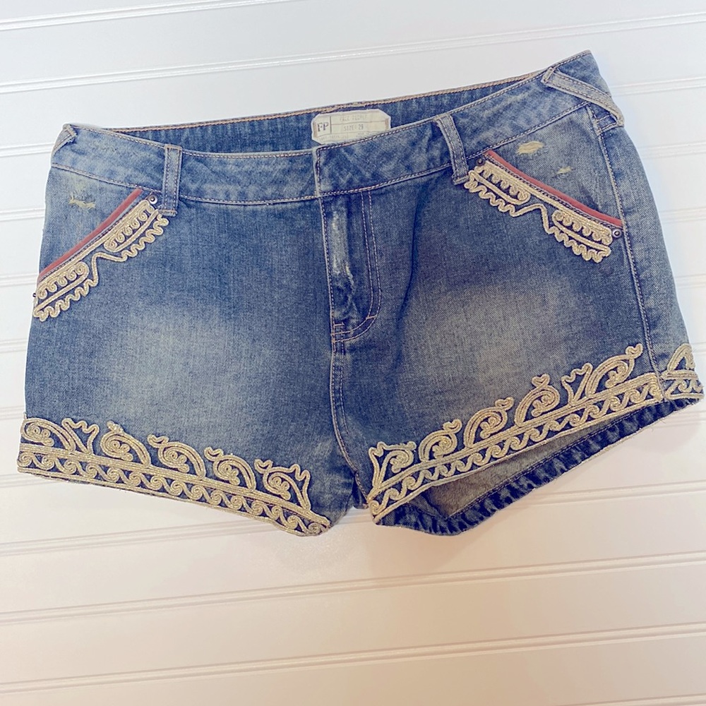 Free People Shorts Majestic Embellished Jean Size 29 Denim